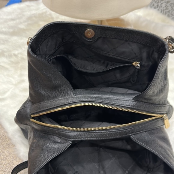 Michael Kors shoulder bag, black, three large compartments, three small - Picture 4 of 17